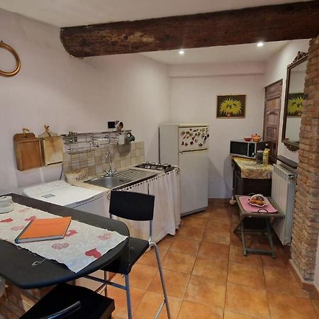 Apartmán Monolocale In Tipica Casa Ligure Janov Exteriér fotografie