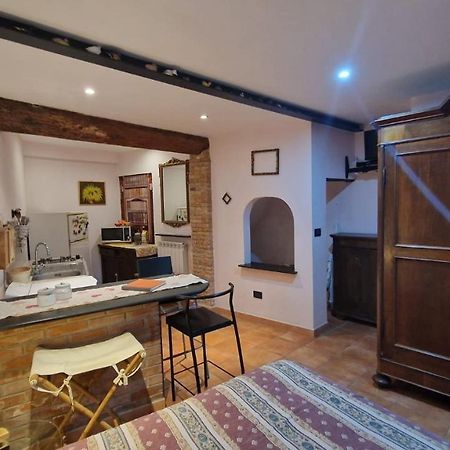 Apartmán Monolocale In Tipica Casa Ligure Janov Exteriér fotografie