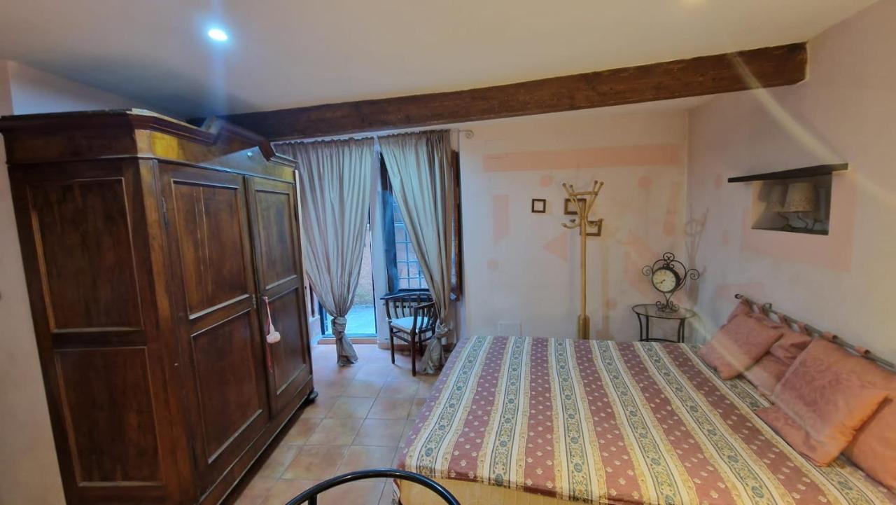 Apartmán Monolocale In Tipica Casa Ligure Janov Exteriér fotografie