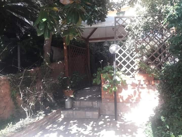 Apartmán Monolocale In Tipica Casa Ligure Janov Exteriér fotografie